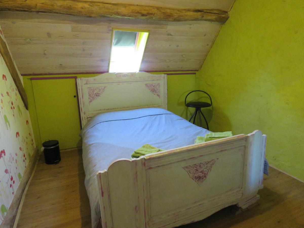 Bed and Breakfast Lalot Oulches Exterior foto